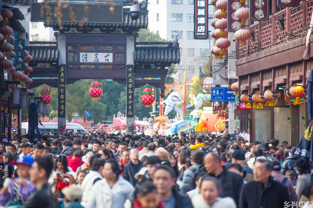 从微信支付宝等平台数据看春节消费特色(图2)