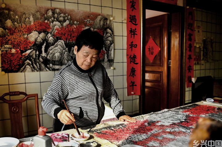 一位“奶奶画家”的写意人生(图1)