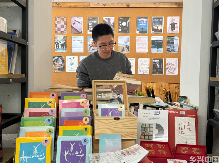 城市书屋让更多人爱上纸质阅读(图1)