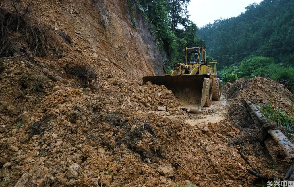 保障正常生产生活秩序 最大限度降低灾害损失——各地各部门坚决贯彻落实习近平总书记对防汛抗旱工作重要指示精神(图6)