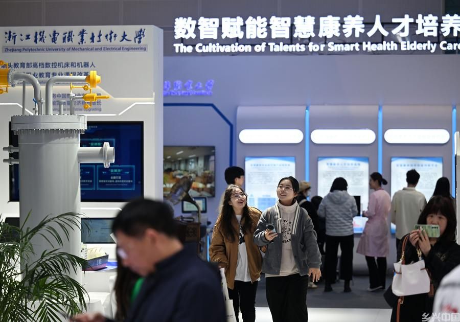 中国职业教育发生结构性变化 新质生产力技能人才供给大增(图1)