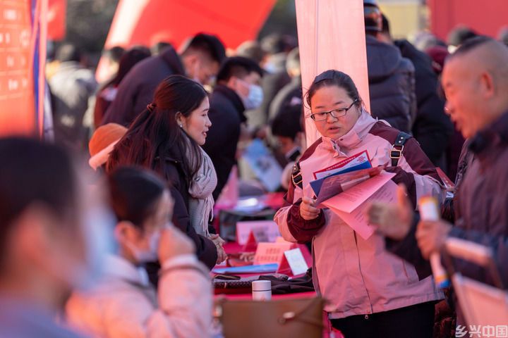 干字当头 破浪前进——2025年中国经济开局述评(图10)