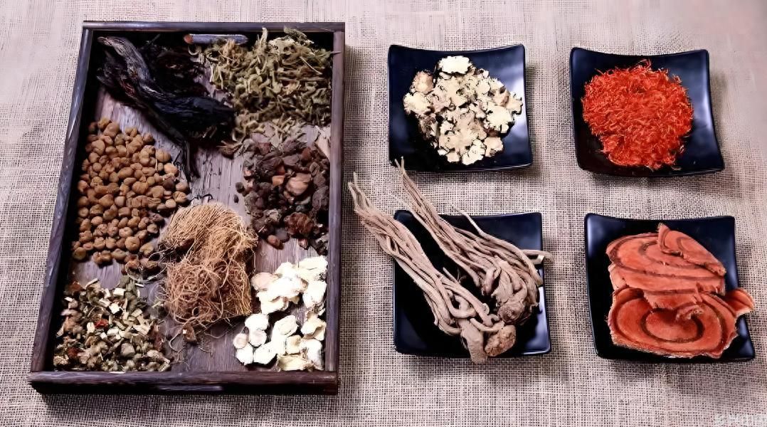 古法传承守匠心一贴膏药护安康—探访河南商丘"域麟堂"老黑膏药(图1)