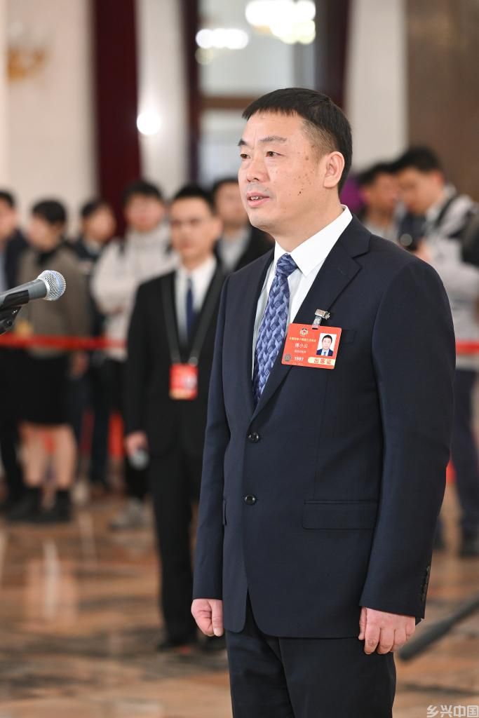 聚焦第三场“委员通道”(图5)