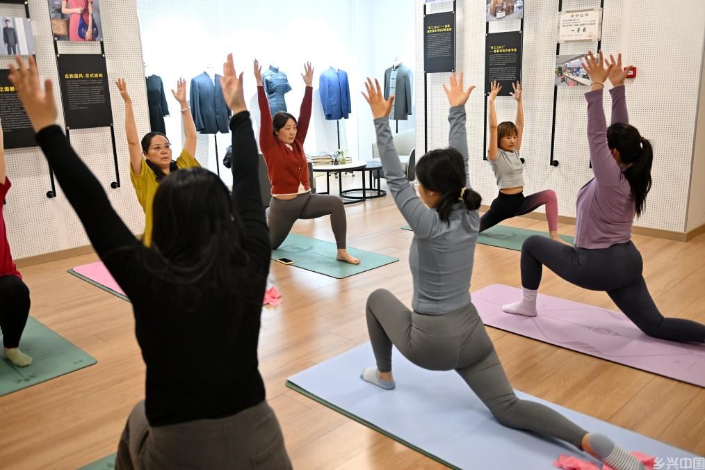 雄安之妙：学，夜幕下的“充电站”(图1)