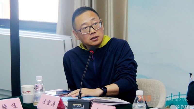 笑文化倡导者许笑天新书《笑游天下》首发式暨研讨会在京举行