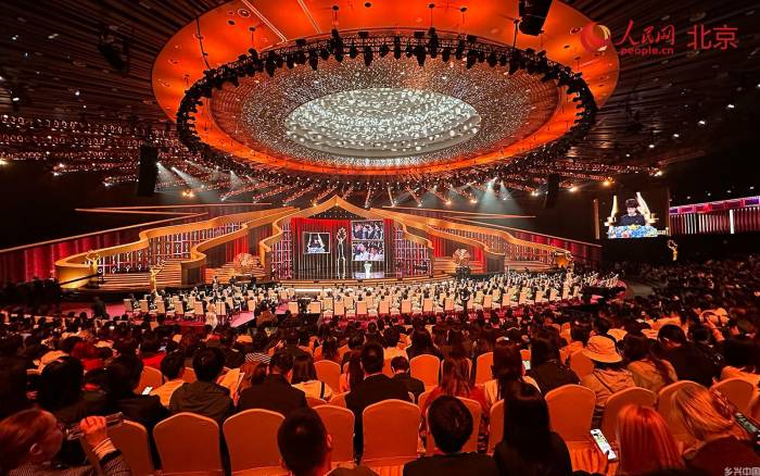 第十五届北京国际电影节开幕。人民网 李世奇摄