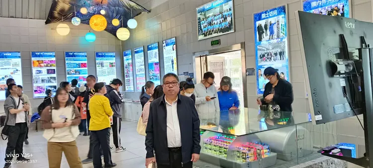 航天日双喜临门：专家沈新榕领衔科普探月宫 神舟二十号再征苍穹(图2)