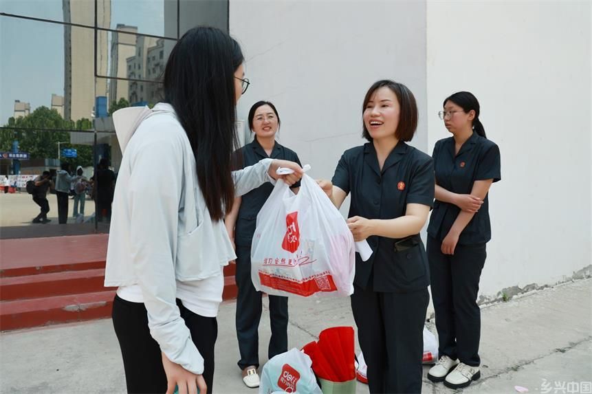 梁园区法院开展爱心妈妈结对关爱留守困境儿童活动(图2)