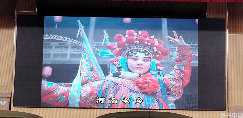 点击打开原图 中国人民抗日战争暨世界反法西斯战争胜利八十周年秦克新作曲赵文媛演唱视频演播会在淄博举行