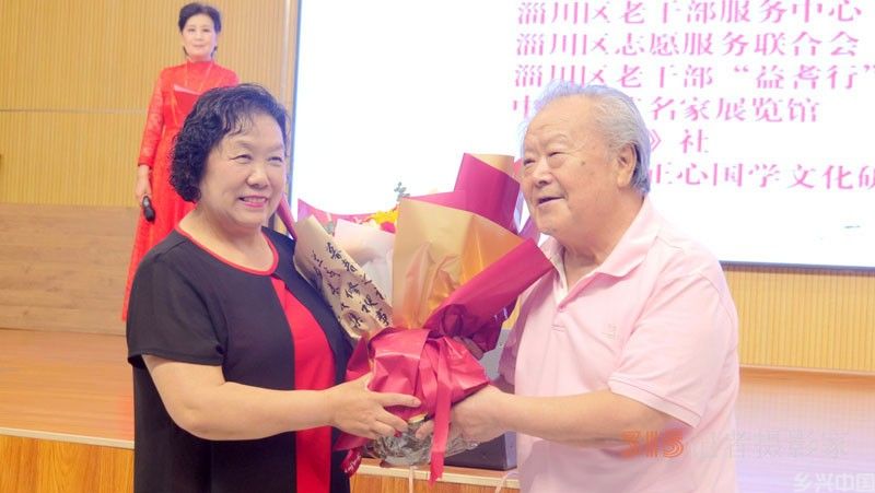点击打开原图 中国人民抗日战争暨世界反法西斯战争胜利八十周年秦克新作曲赵文媛演唱视频演播会在淄博举行
