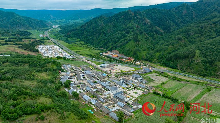 牛棚变民宿 村民共致富(图6)