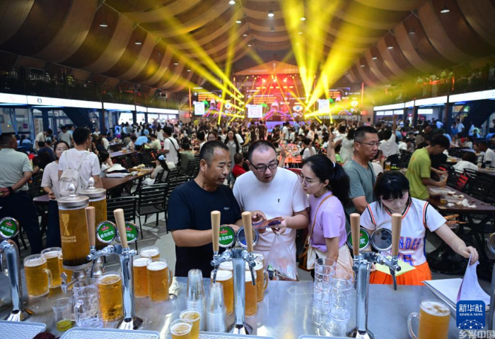 第35届青岛国际啤酒节开幕(图4)