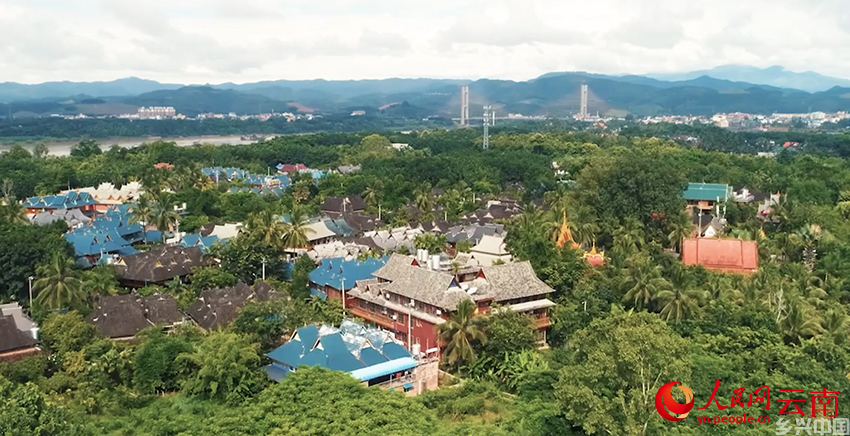 曼广居民小组依山傍水,风景如画。图为航拍。杨林凯-摄
