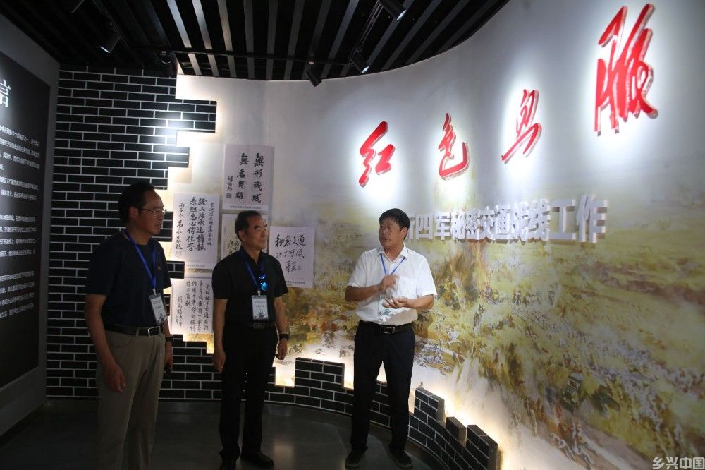 点击打开原图 翰墨銘史 警钟長鸣——纪念抗战胜利80周年将军书画展在唐陵村隆重开幕(图3)