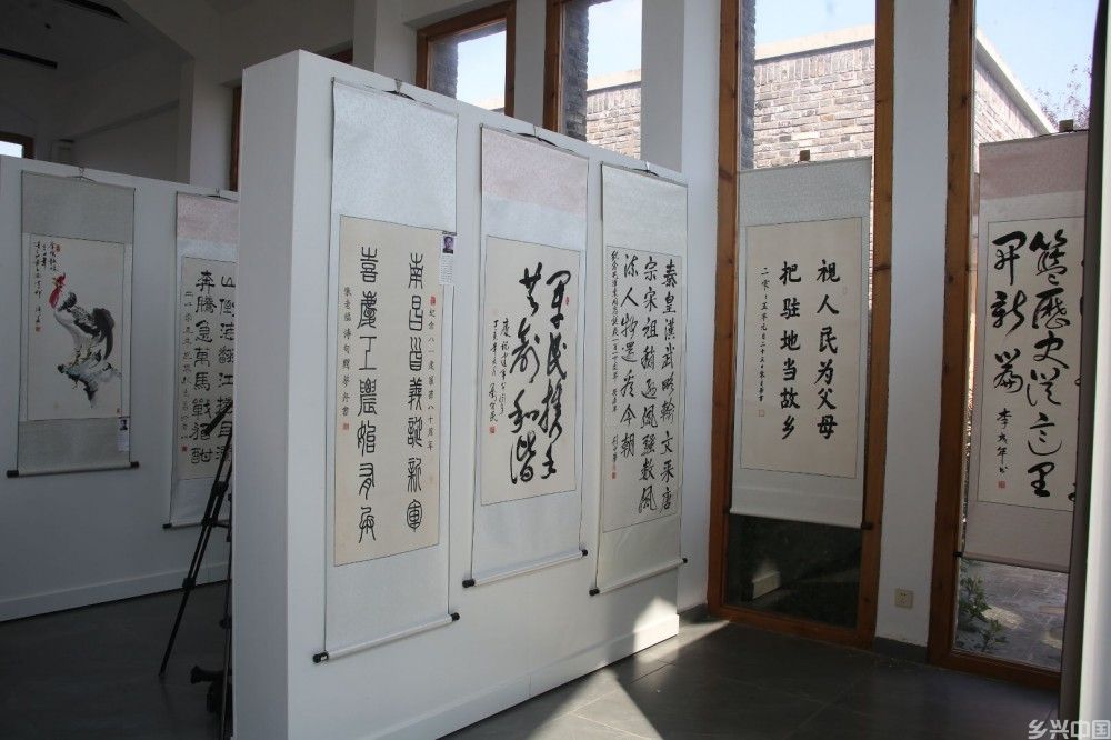 点击打开原图 翰墨銘史 警钟長鸣——纪念抗战胜利80周年将军书画展在唐陵村隆重开幕(图2)