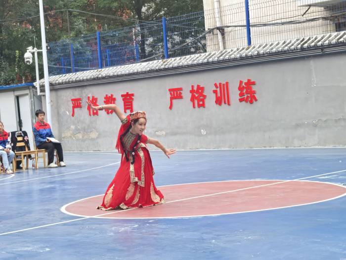 微信图片_20251009185338_14_475.jpg