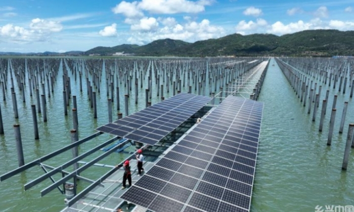 福建：海上光伏电站建设忙