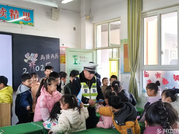 微信图片_20250214143401_副本.jpg